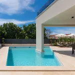 Villa Perla